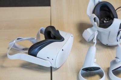 VR1